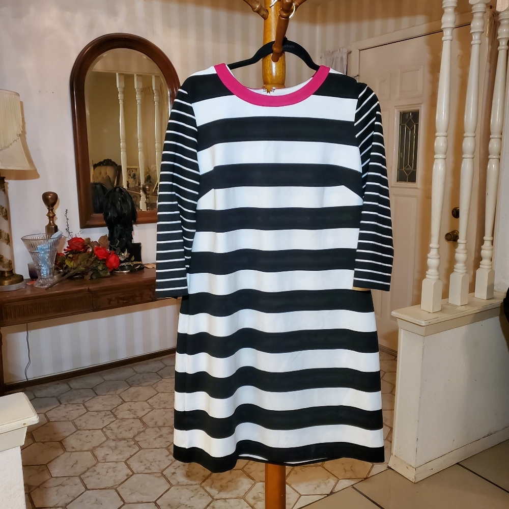 Eliza J Dress - Picture 4 of 6